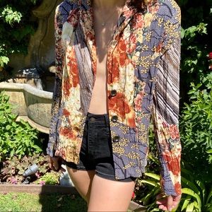 Vintage Beautiful Long Sleeve Floral Blouse